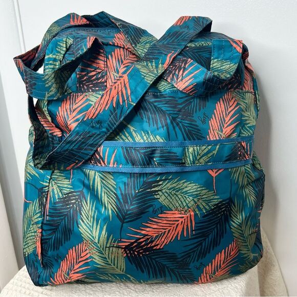 Lug Packable Puddle Jumper Tote in Tropical Ocean Print Lightweight Travel - Picture 8 of 14